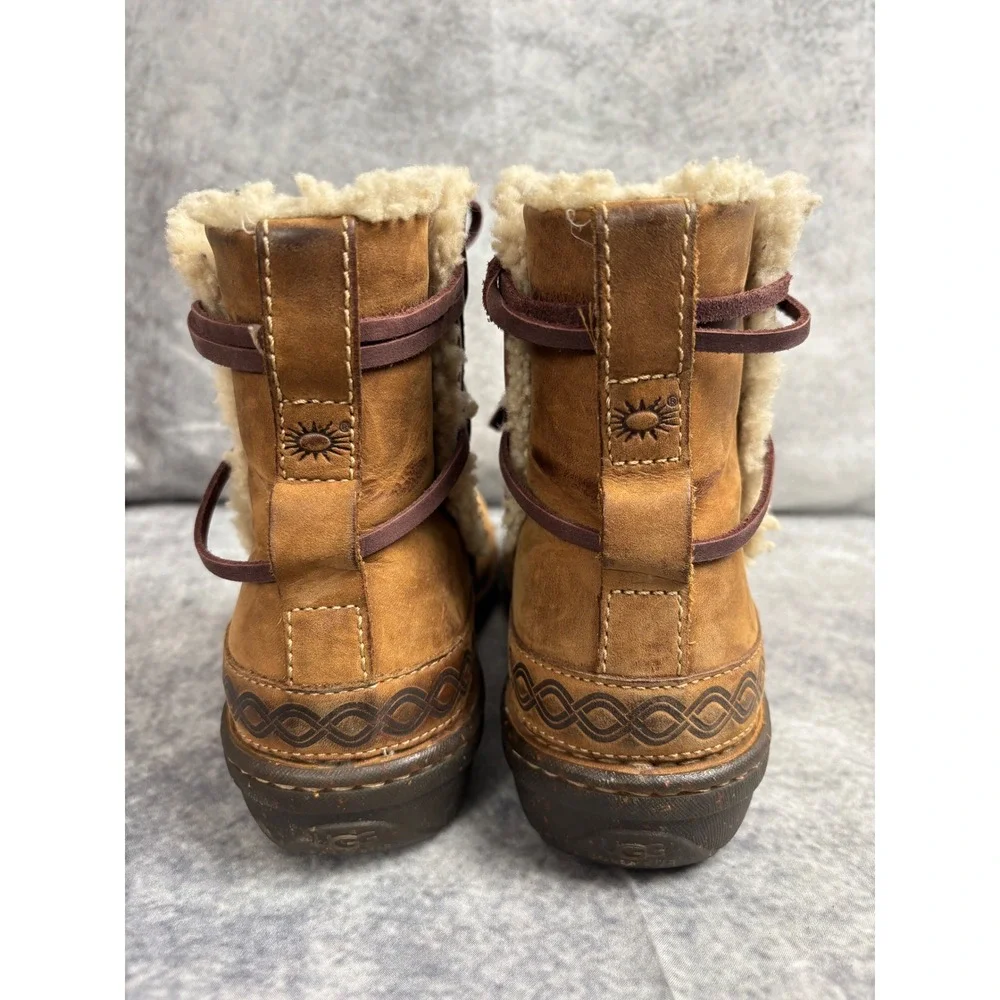 UGG Australia Cove 5136 Nubuck Brown Leather Ankle Boots Booties Size 10‎